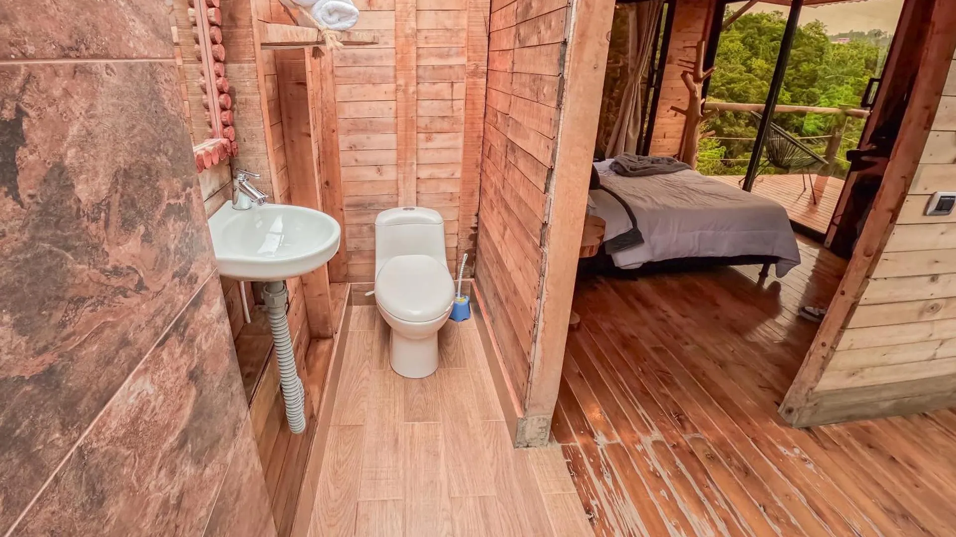 Rustico Glamping Hotel Santa Elena  0*, Santa Elena (Antioquia)